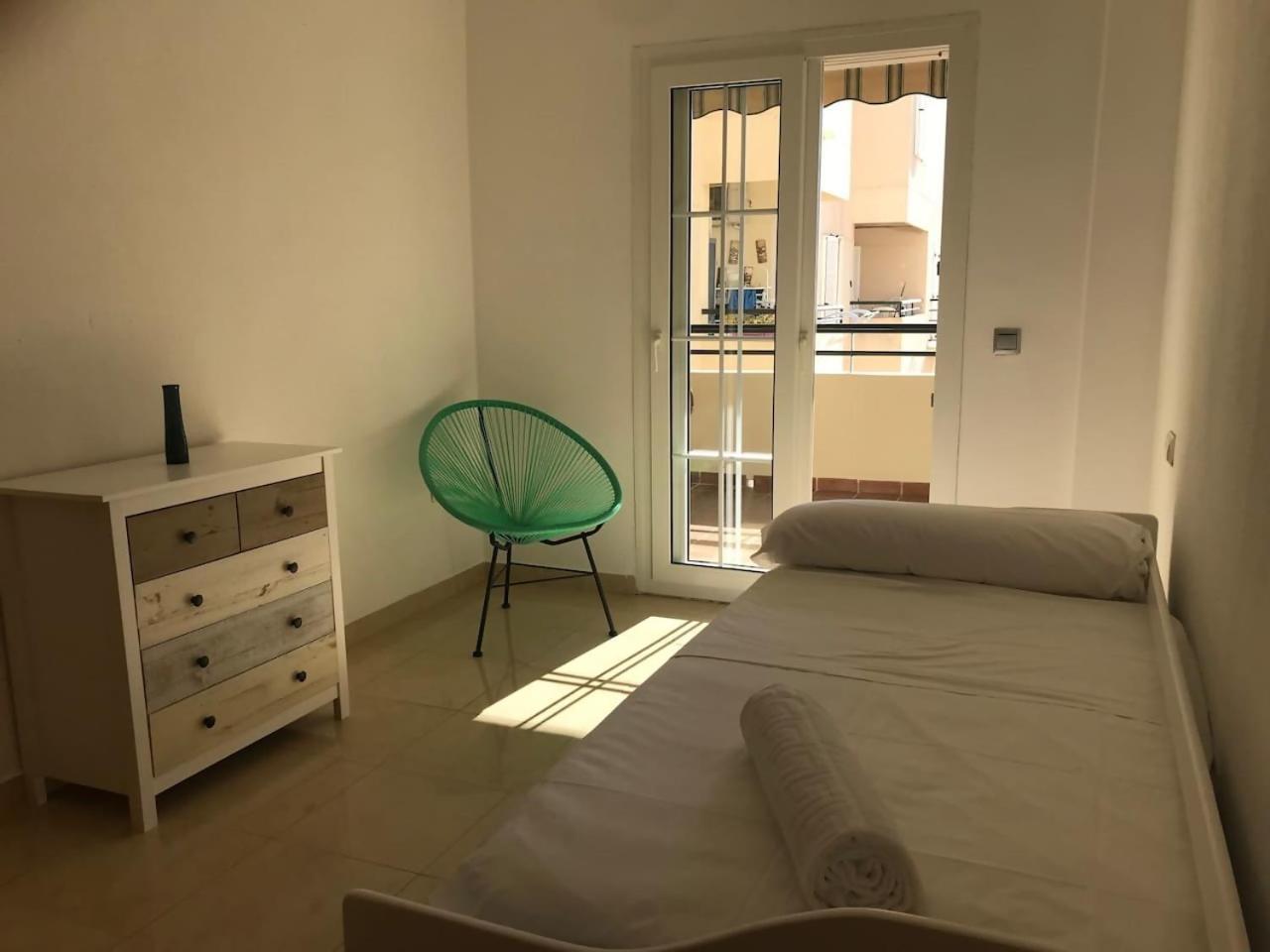 베나자라프 Espectacular Residencial En 1A Linea Con Piscina 아파트 외부 사진