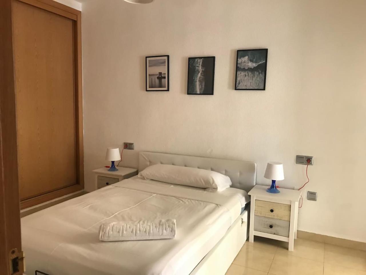 베나자라프 Espectacular Residencial En 1A Linea Con Piscina 아파트 외부 사진